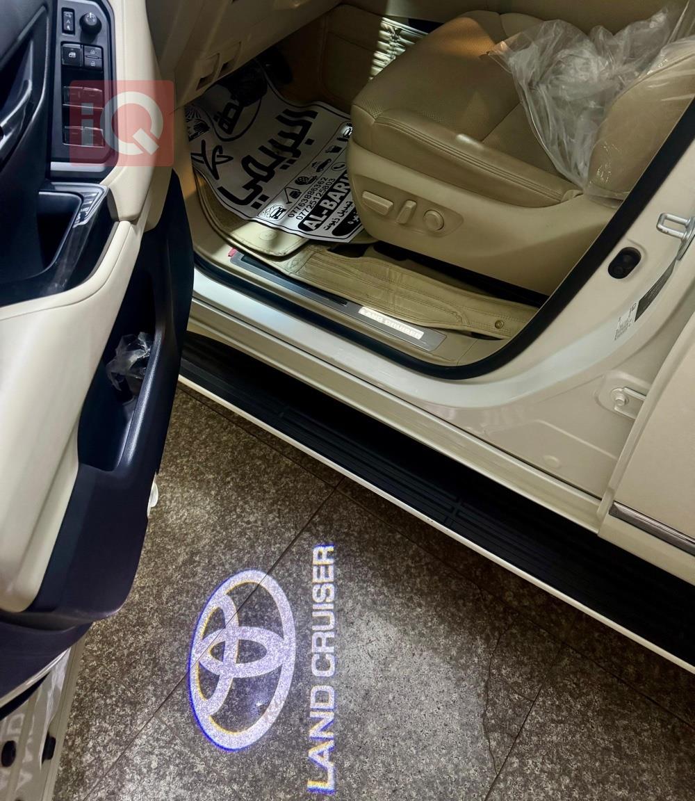 تويوتا لاندكروزر